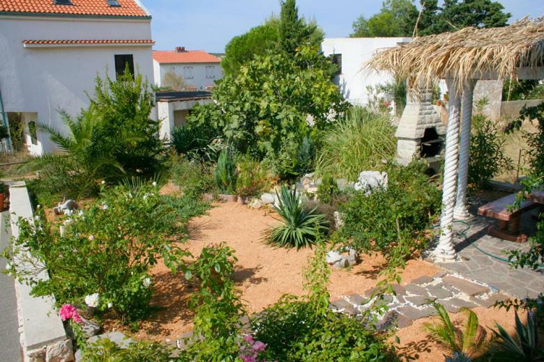 Apartments Mirjana - Stara Novalja Εξωτερικό φωτογραφία