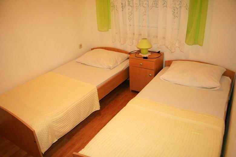 Apartments Mirjana - Stara Novalja Εξωτερικό φωτογραφία