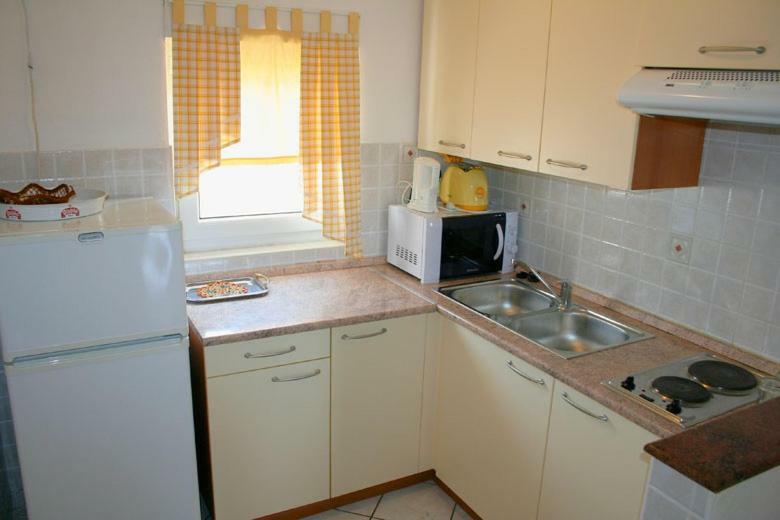 Apartments Mirjana - Stara Novalja Εξωτερικό φωτογραφία